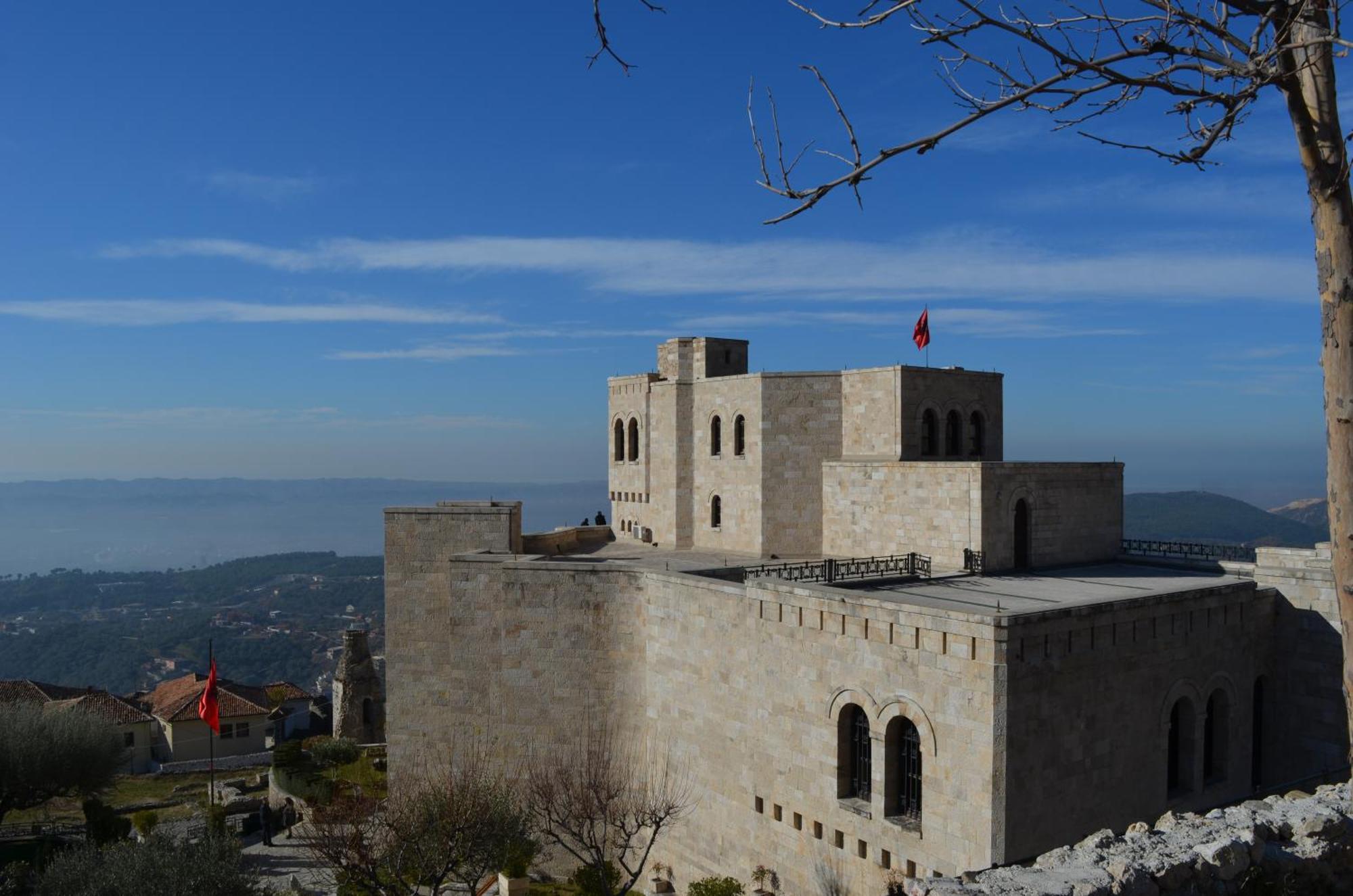 Отель The House Of Dollma , Inside Kruja Castle Экстерьер фото